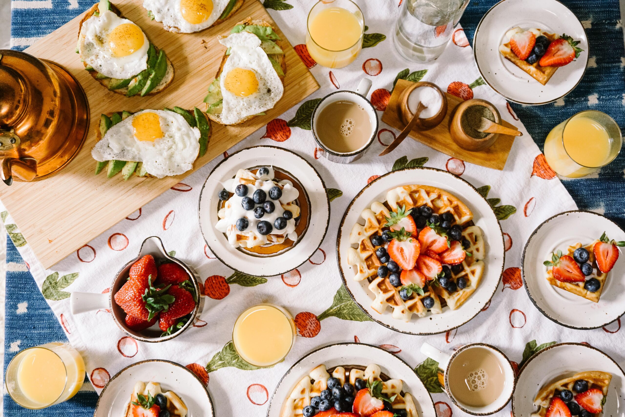 Set of breakfast meals
